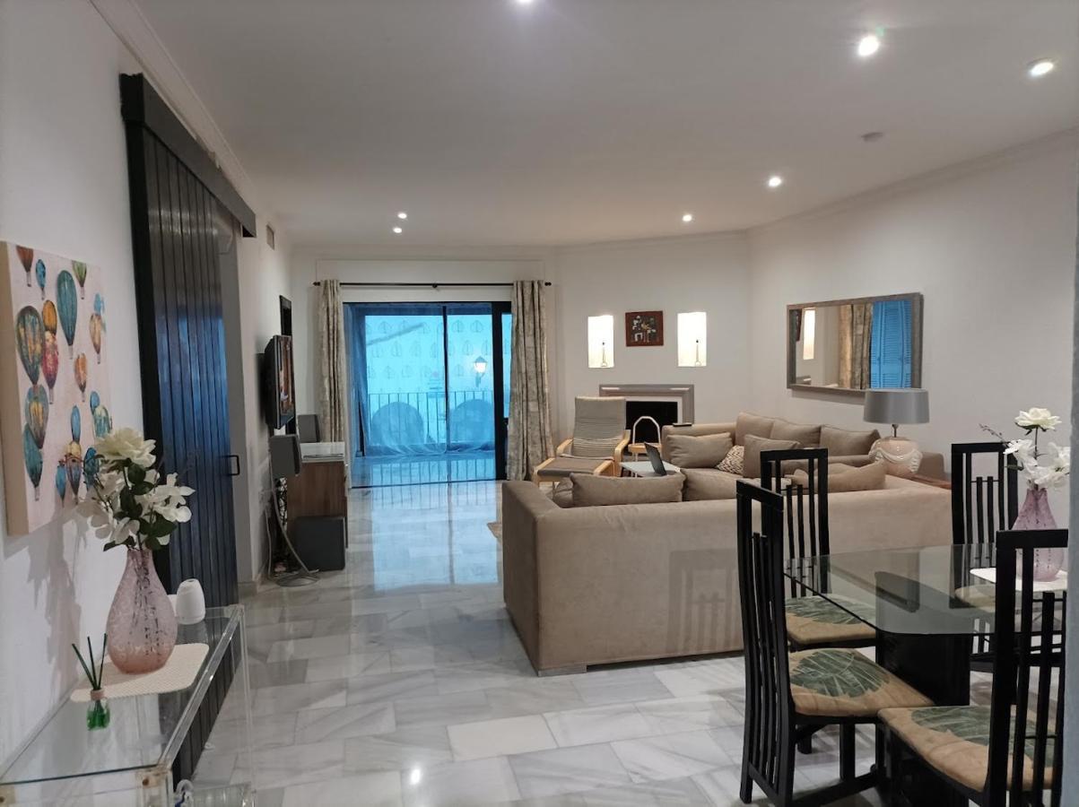 Large 2 Bed Apt Puerto Banus Marina Private Parking Apartment Марбеля Екстериор снимка