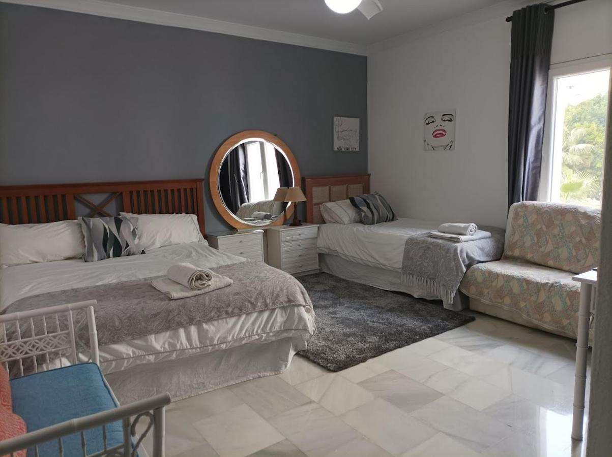 Large 2 Bed Apt Puerto Banus Marina Private Parking Apartment Марбеля Екстериор снимка